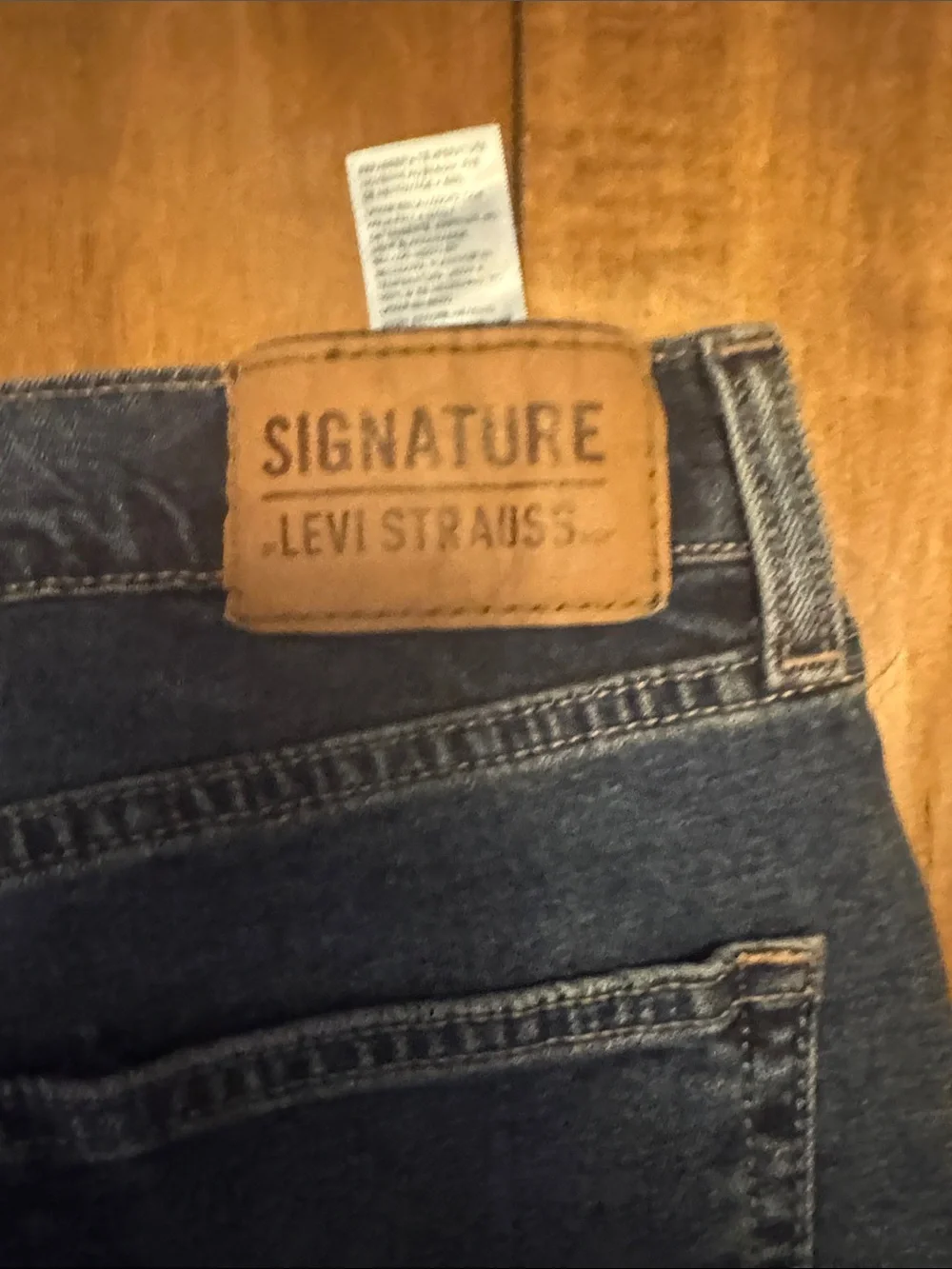 Levi's Men's Relaxed Fit Blue Jeans 29x 30. Stretchy. New.